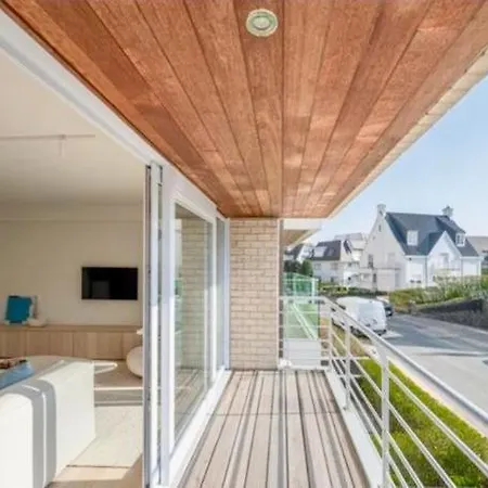 Luxueus Afgewerkt Op Steenworp De Zee Met Zonnig Terras En Dubbele Staanplaats Knokke-Heist